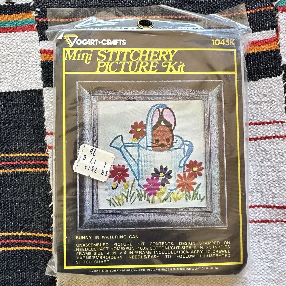 NIP Deadstock Vogart 70’s Mini Stitchery Picture Kit #1045K. Bunny.